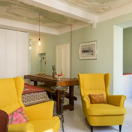 Duomo Luxury - House Of Travelers